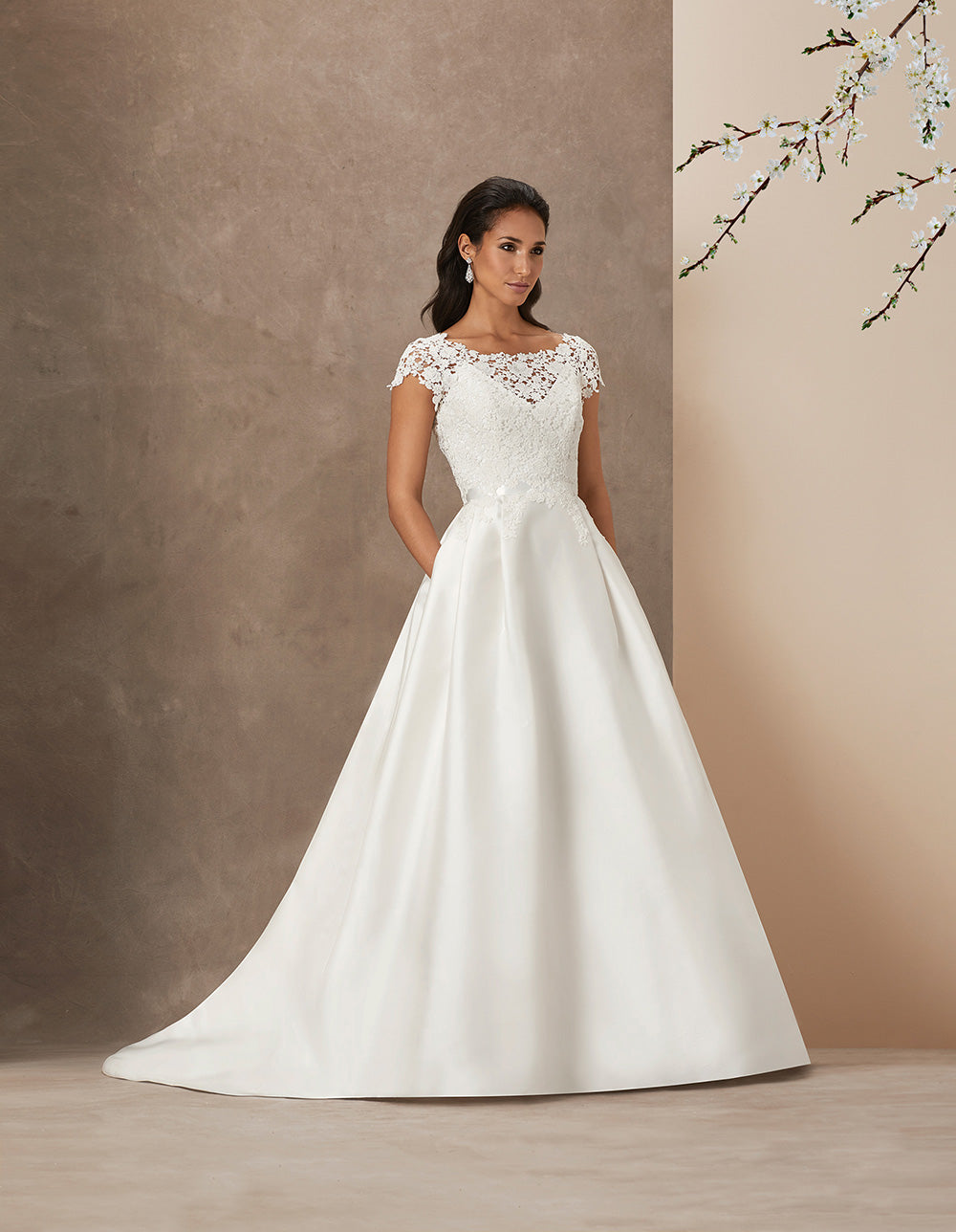 To bra or not to bra? - Caroline Arthur Bespoke Wedding Dress Designer