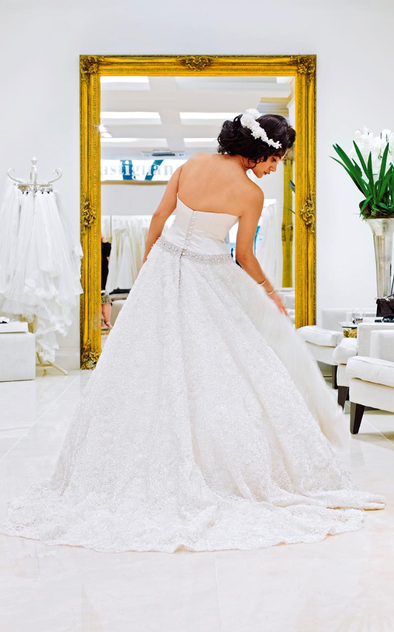 Meet the Caroline Castigliano brides paying up to 40 000 for